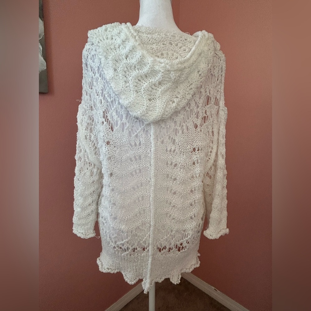 Engel Lane Boutique white open knit over-sized hooded sweater boho chic NWT M